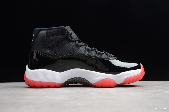 1st Kicks Shoes 11 (2012) 378037-010 Bred Air Jordan Retro 0723